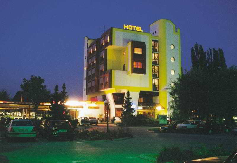 Hotel & Casino Žalec Exterior foto